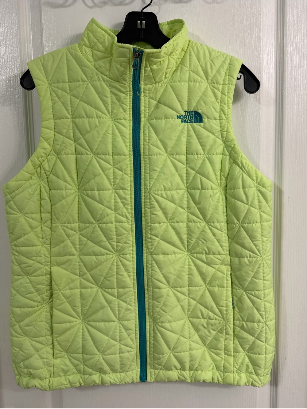 The North Face Women’s Large Tamburello Quilted Insulated Puffer Vest Lime Green